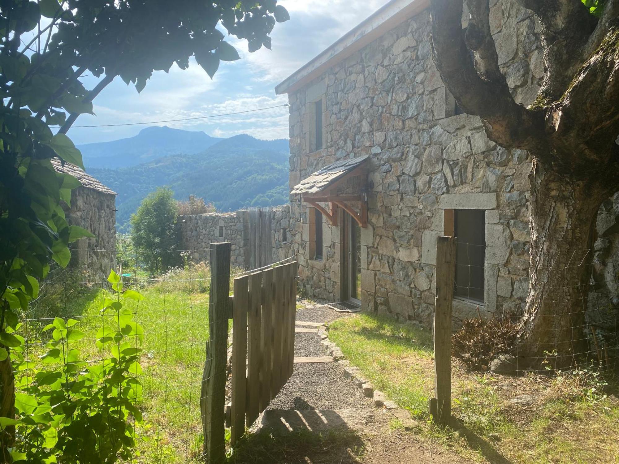 De Charme En Plein Cœur De L’ardèche Verte Hébergement de vacances