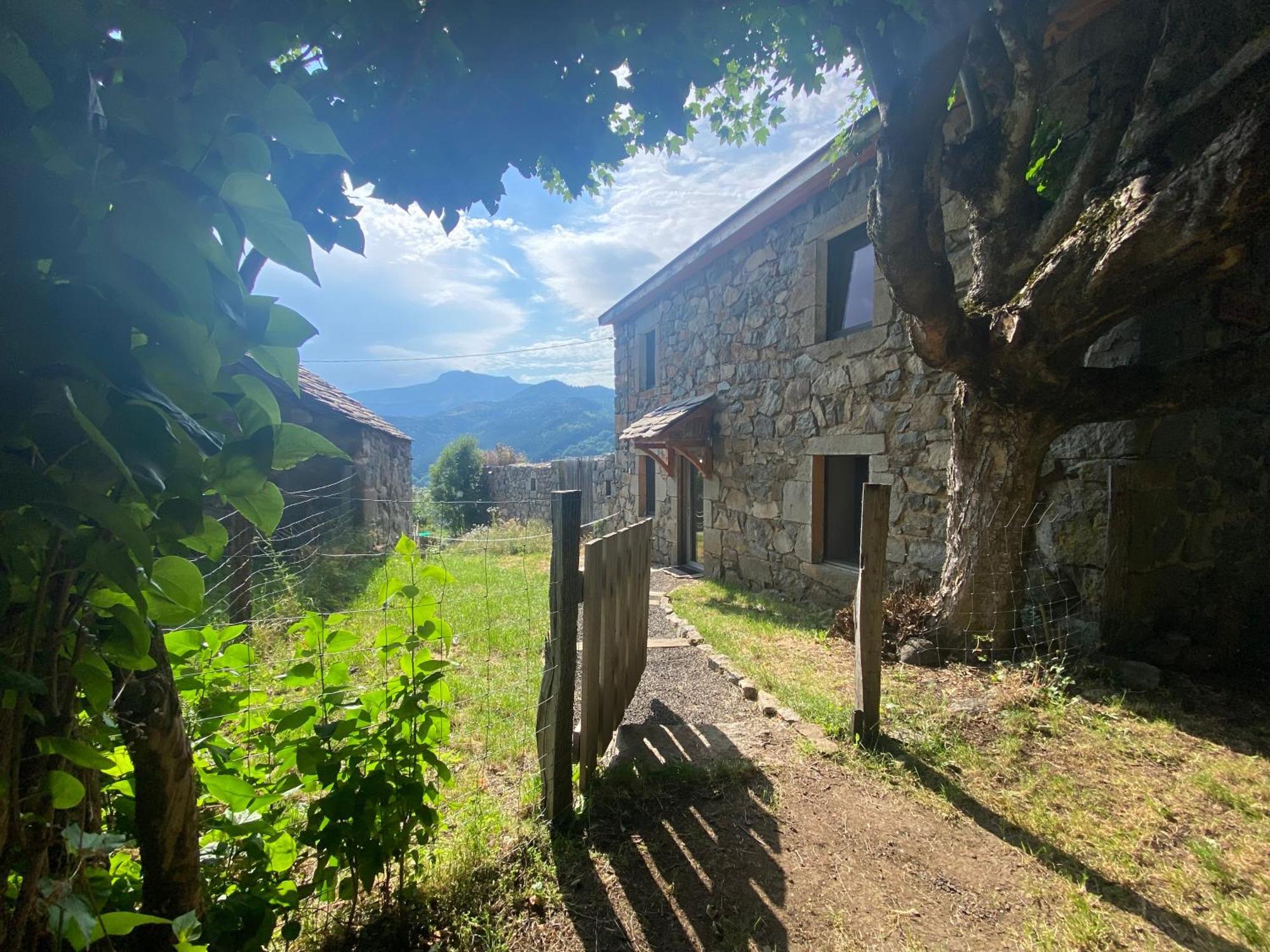 De Charme En Plein Cœur De L’ardèche Verte